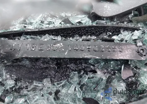 2004 Toyota Camry Xle из США, поврежденный, VIN 4T1BE30K14U903555